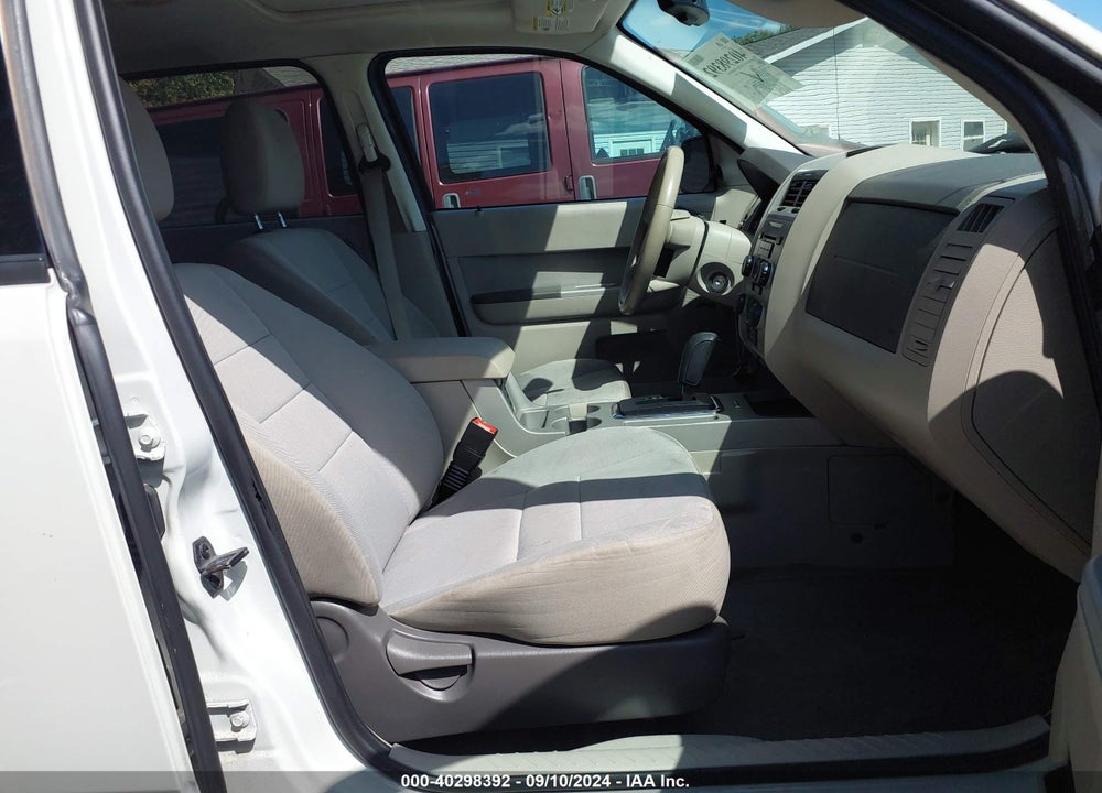 2011 FORD ESCAPE XLT VIN: 1FMCU9DG9BKA13345