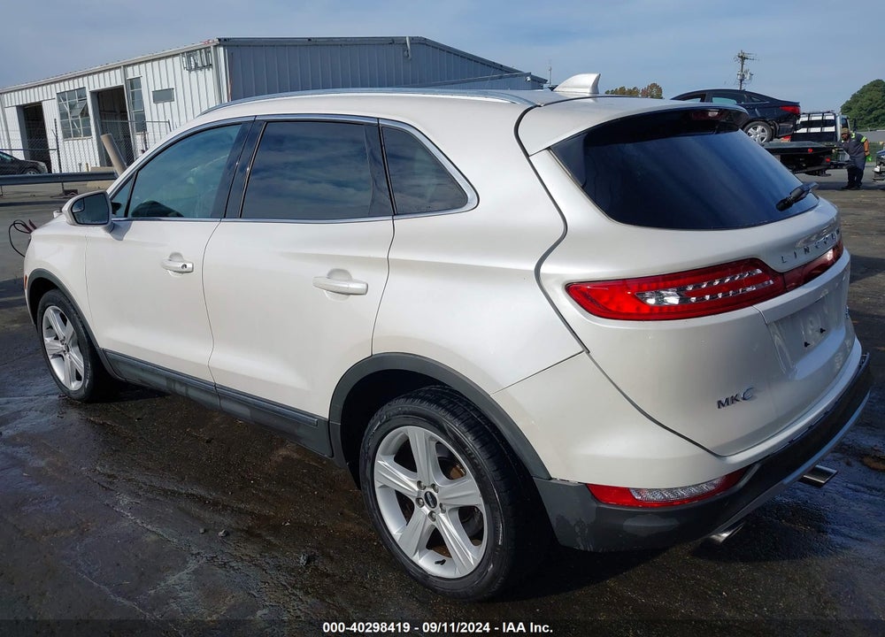 2018 LINCOLN MKC PREMIERE VIN: 5LMCJ1D92JUL13627