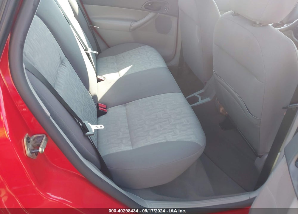 2005 FORD FOCUS VIN: 1FAFP34N35W263509