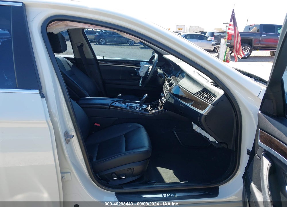 2013 BMW 528I VIN: WBAXG5C57DD235005