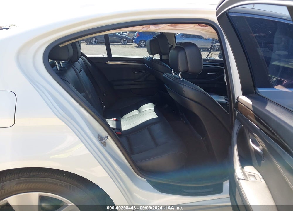 2013 BMW 528I VIN: WBAXG5C57DD235005