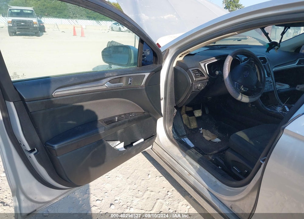 2017 FORD FUSION VIN: 3FA6P0HD7HR175327