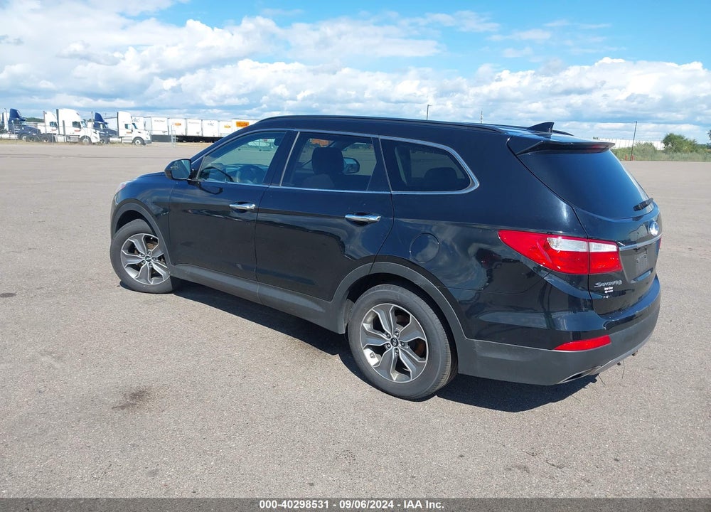 2016 HYUNDAI SANTA FE SE VIN: KM8SMDHF1GU161887