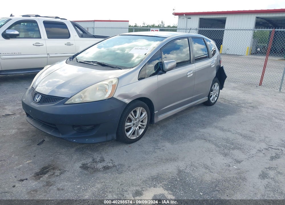 2009 HONDA FIT SPORT VIN: JHMGE88439C000817