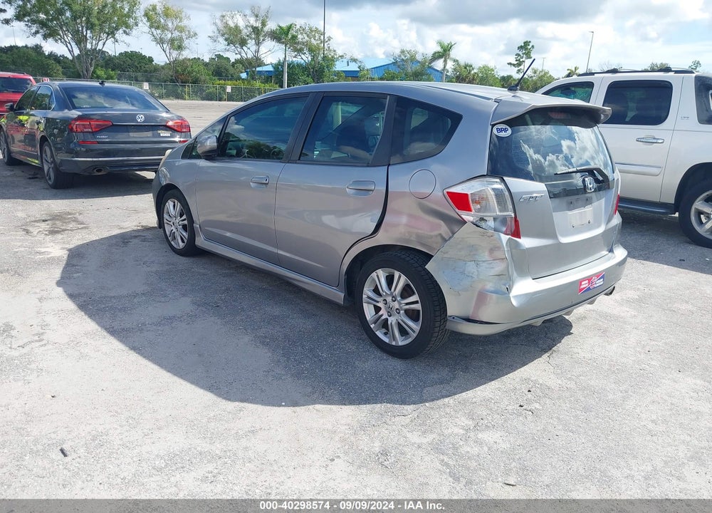 2009 HONDA FIT SPORT VIN: JHMGE88439C000817
