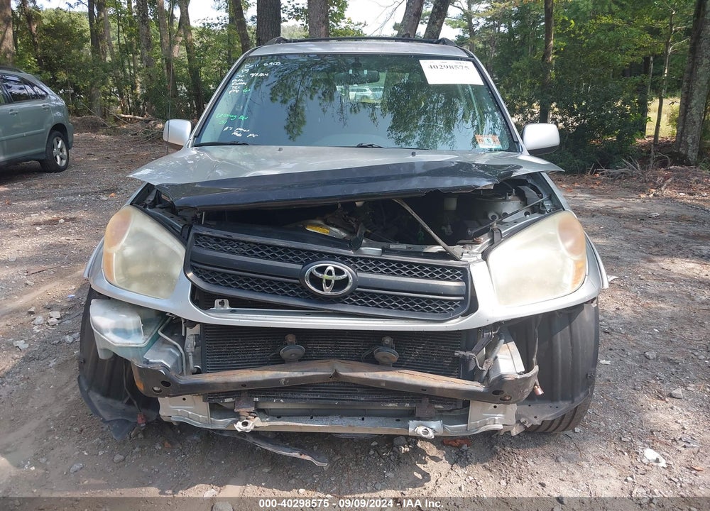 2004 TOYOTA RAV4 VIN: JTEHD20V446020653