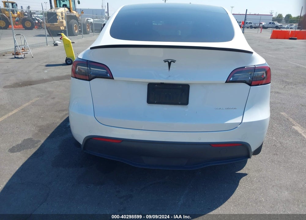 2021 TESLA MODEL Y LONG RANGE DUAL MOTOR ALL-WHEEL DRIVE VIN: 5YJYGDEE6MF160773
