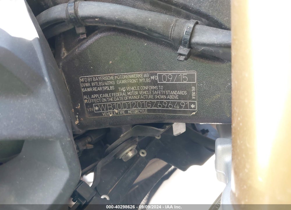 2016 BMW S 1000 R VIN: WB10D1201GZ696491