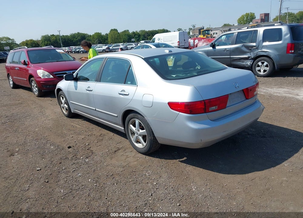 2005 HONDA ACCORD 2.4 EX VIN: 1HGCM56885A152235