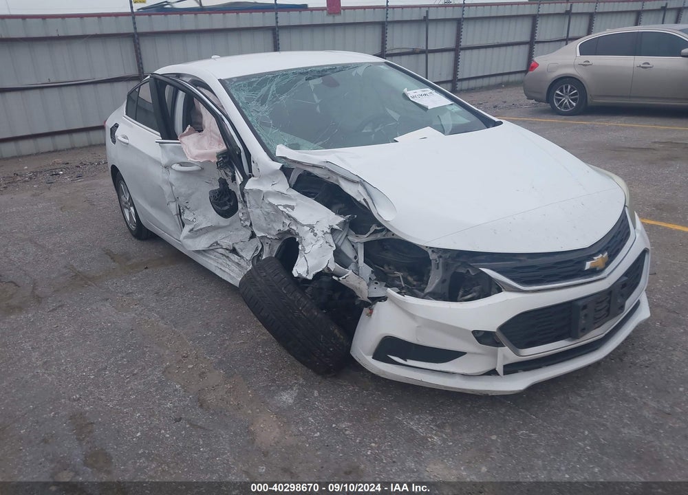 2017 CHEVROLET CRUZE LT AUTO VIN: 1G1BE5SMXH7102506
