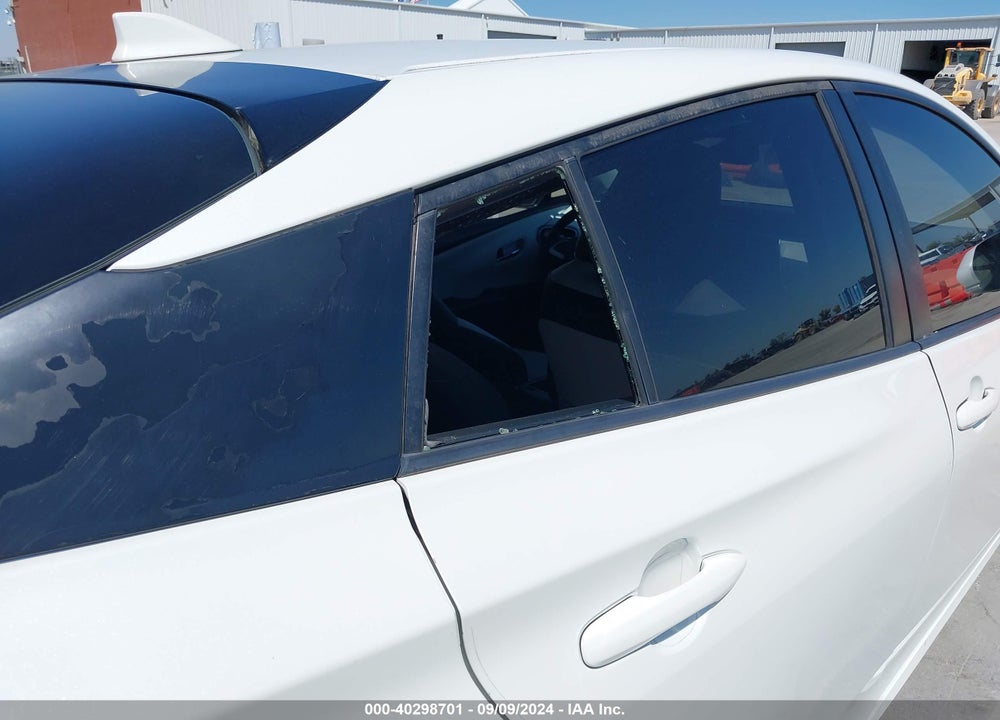 2017 TOYOTA PRIUS FOUR VIN: JTDKARFU5H3047488