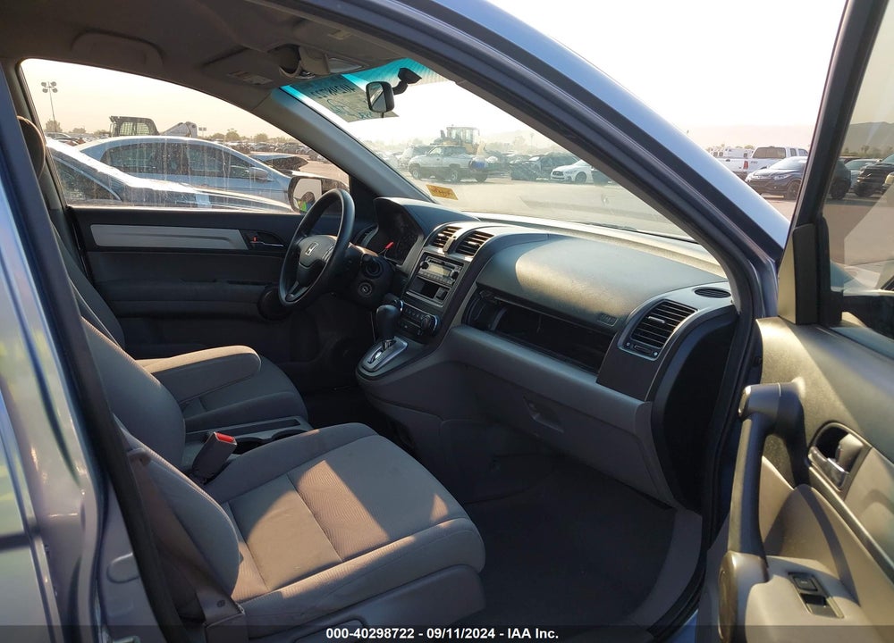 2010 HONDA CR-V LX VIN: JHLRE3H35AC010664