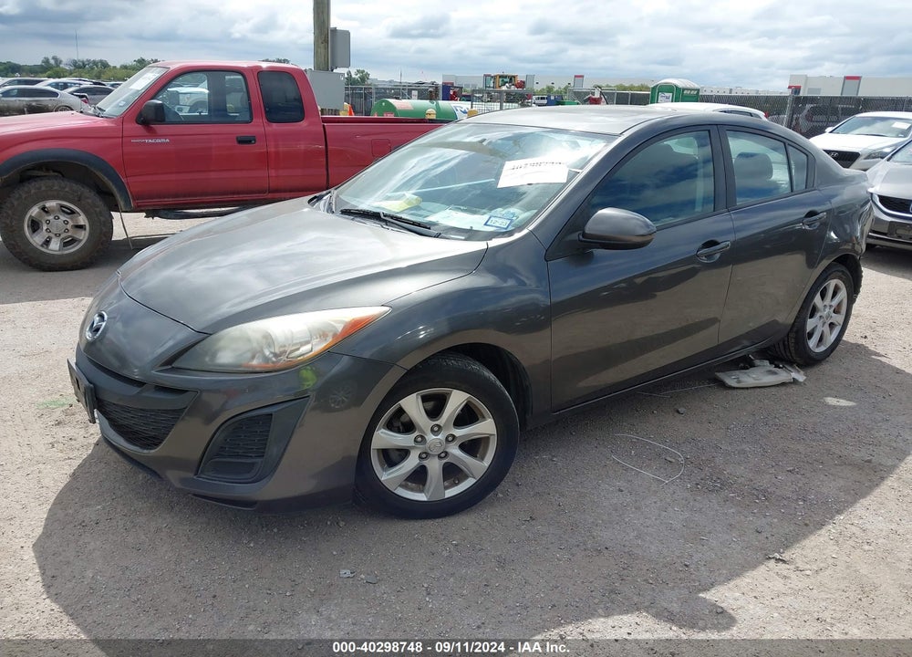 2011 MAZDA 3 I TOURING VIN: JM1BL1VF7B1475841