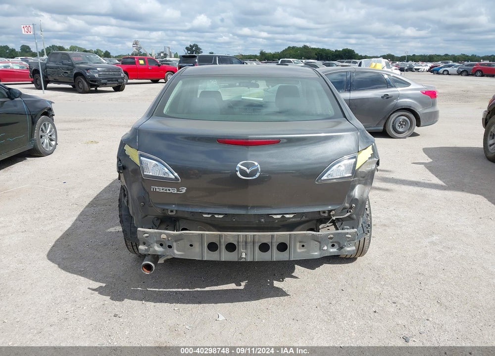 2011 MAZDA 3 I TOURING VIN: JM1BL1VF7B1475841