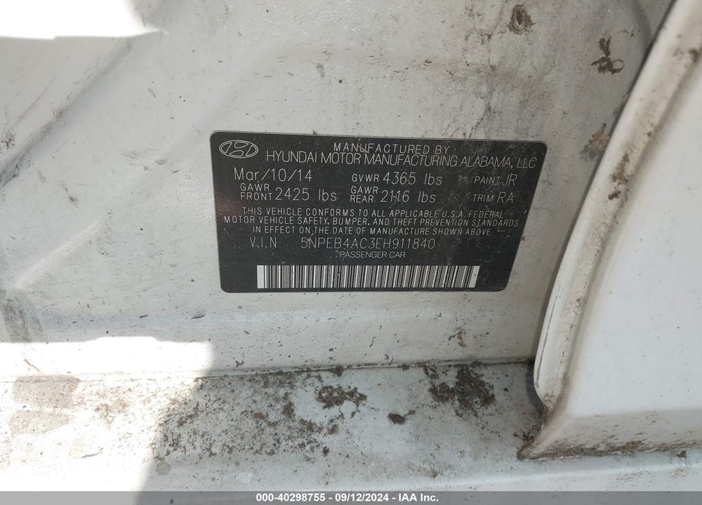2014 HYUNDAI SONATA VIN: 5NPEB4AC3EH911840