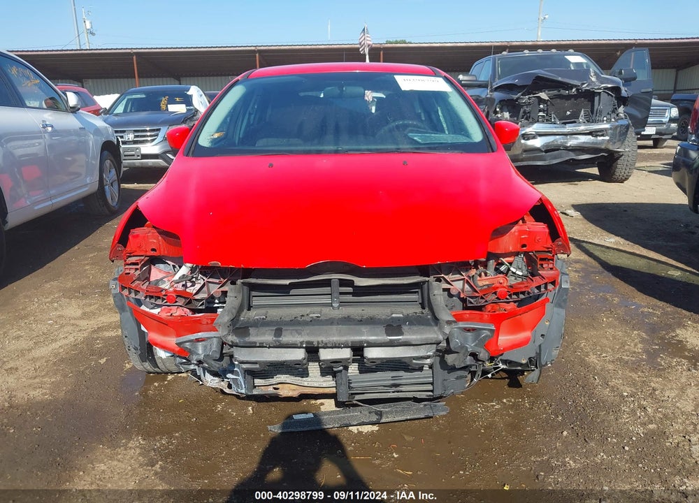 2014 FORD FOCUS SE VIN: 1FADP3K2XEL151775