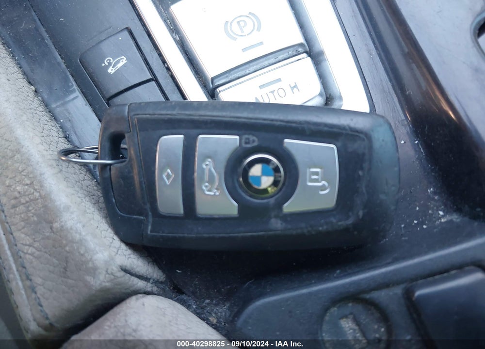 2011 BMW 535I XDRIVE VIN: WBAFU7C55BC777710