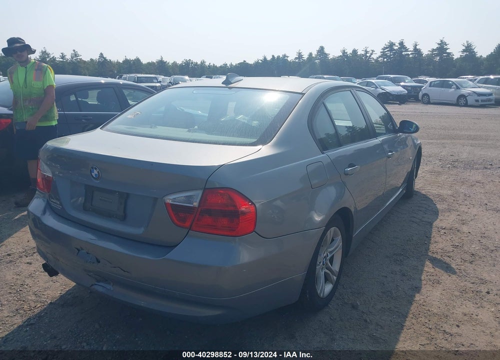 2008 BMW 328XI VIN: WBAVC93538K038232