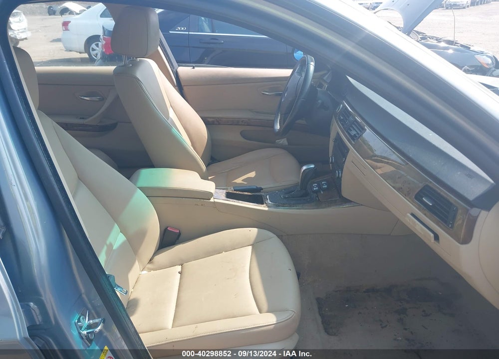 2008 BMW 328XI VIN: WBAVC93538K038232