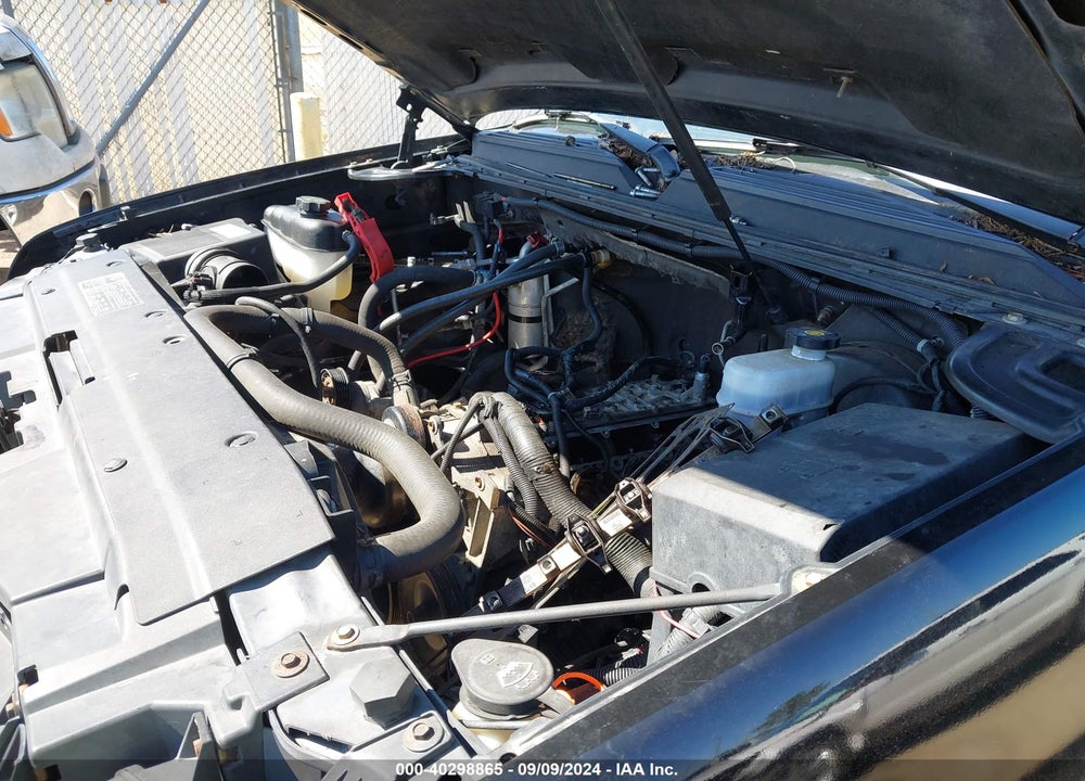2007 CHEVROLET SUBURBAN 1500 VIN: 3GNFK16337G294230