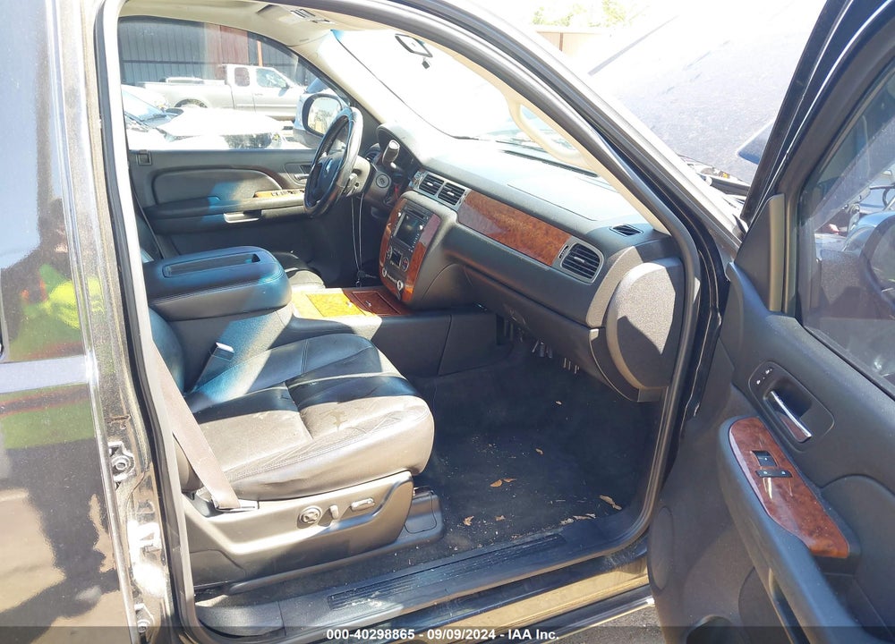 2007 CHEVROLET SUBURBAN 1500 VIN: 3GNFK16337G294230
