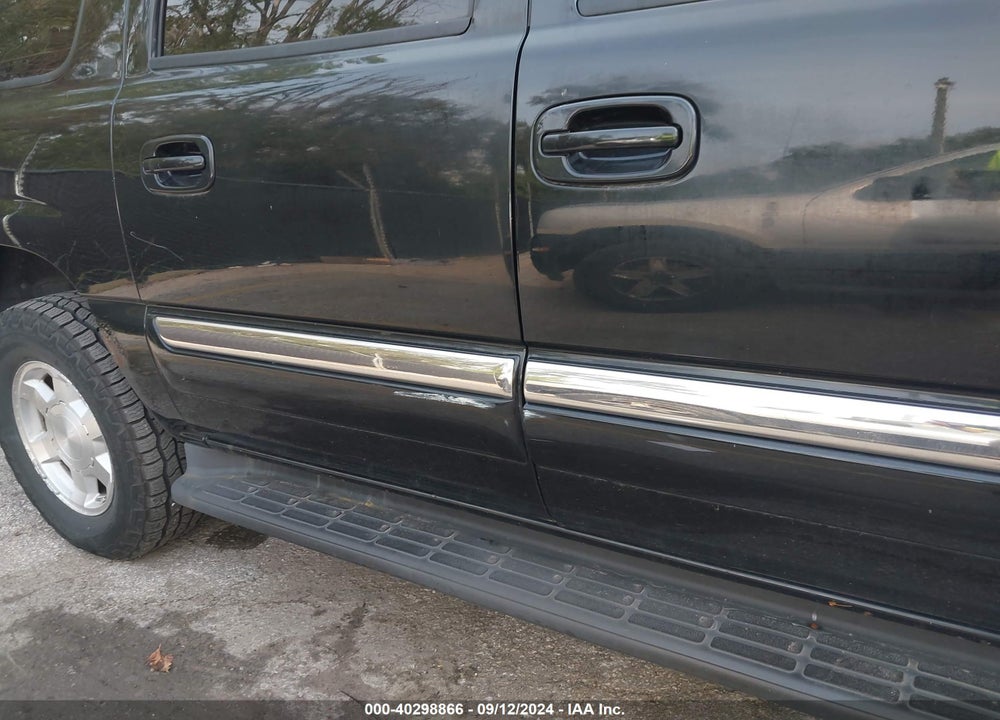 2005 GMC YUKON XL 1500 SLT VIN: 3GKFK16Z05G291851