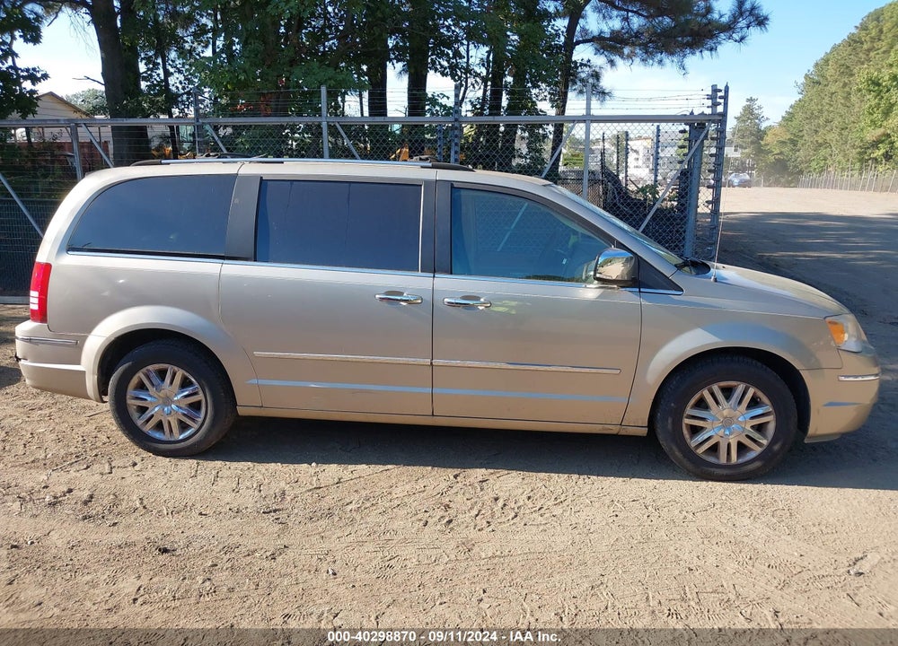 2008 CHRYSLER TOWN & COUNTRY LIMITED VIN: 2A8HR64X98R759694