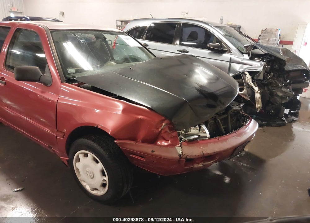 1997 VOLKSWAGEN JETTA VIN: 3VWRA81H0VM070154