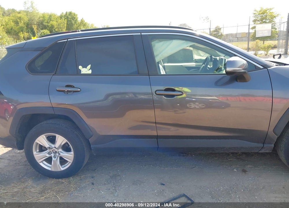 2019 TOYOTA RAV4 XLE VIN: JTMP1RFV3KD003621