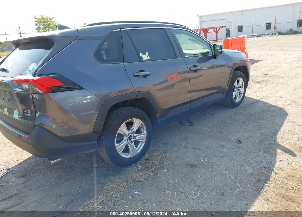 2019 TOYOTA RAV4 XLE VIN: JTMP1RFV3KD003621