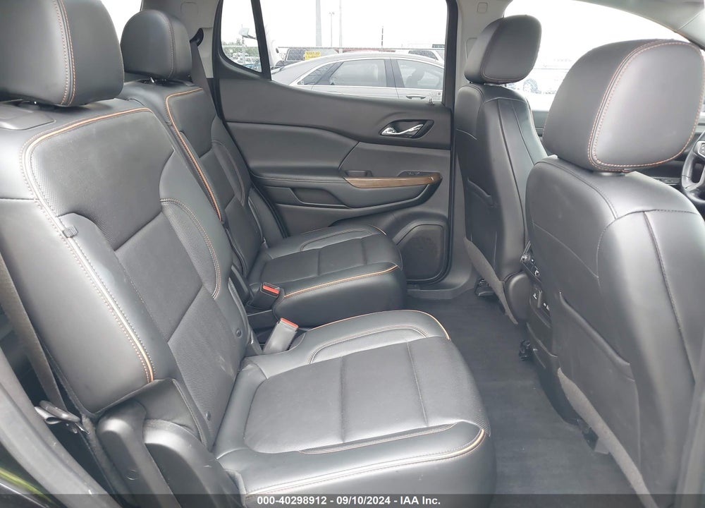 2020 GMC ACADIA AWD AT4 VIN: 1GKKNLLSXLZ151392