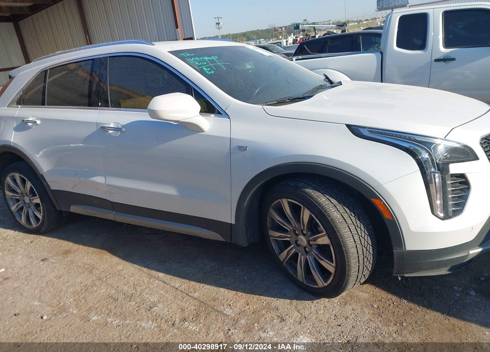 2019 CADILLAC XT4 PREMIUM LUXURY VIN: 1GYFZCR46KF185673
