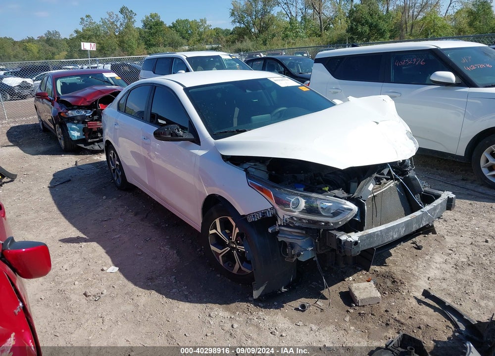 2019 KIA FORTE LXS VIN: 3KPF24AD8KE055786
