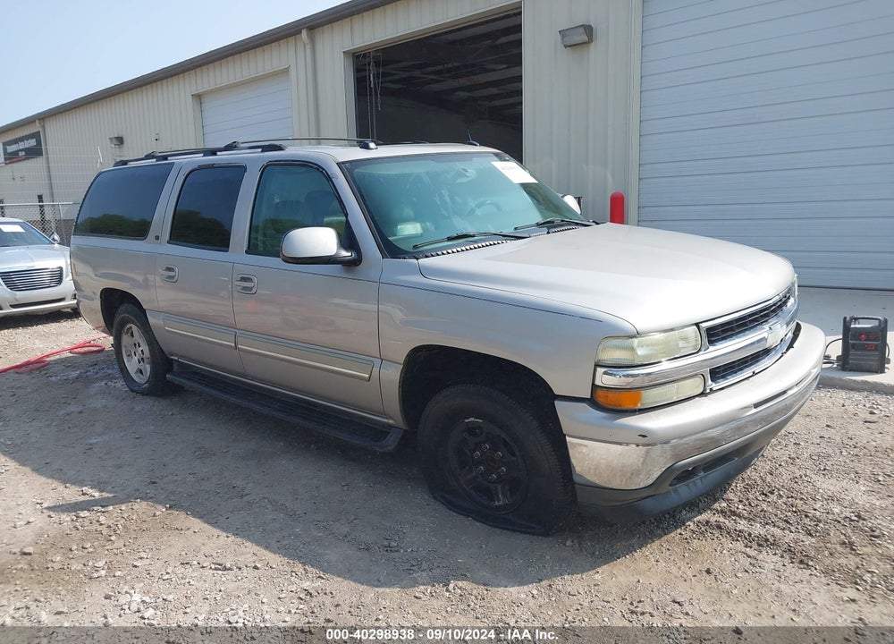 2005 CHEVROLET SUBURBAN 1500 LT VIN: 1GNEC16Z65R130030