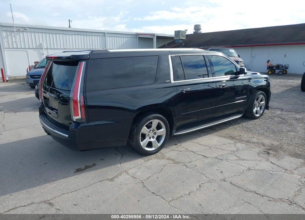 2015 CHEVROLET SUBURBAN 1500 LTZ VIN: 1GNSCKKC8FR552408