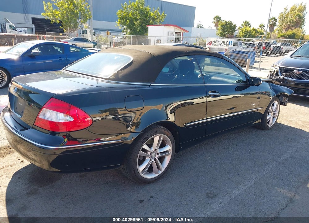 2009 MERCEDES-BENZ CLK 350 VIN: WDBTK56F89T106867