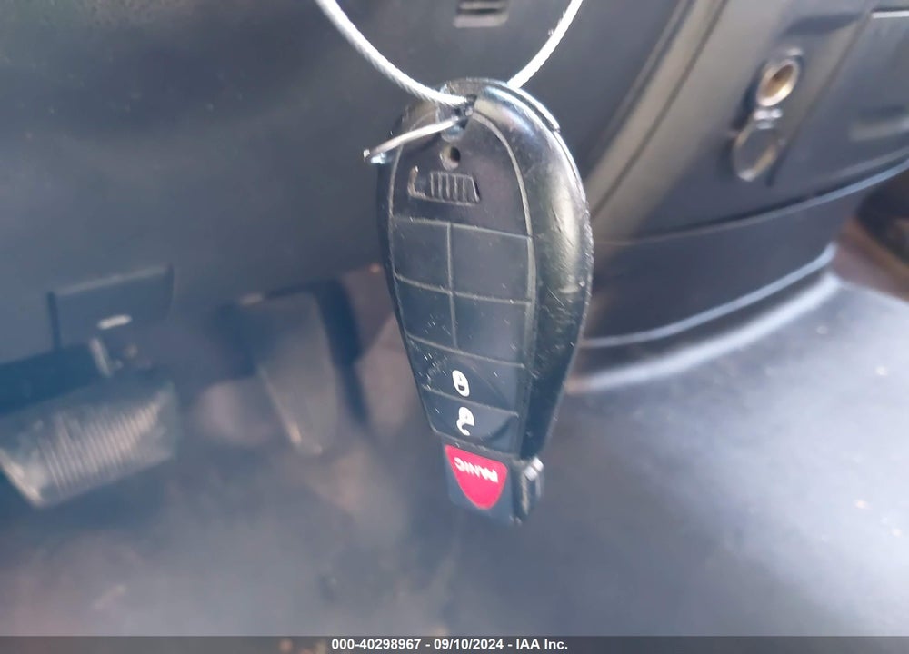 2013 RAM 1500 SLT VIN: 1C6RR7GT2DS535404