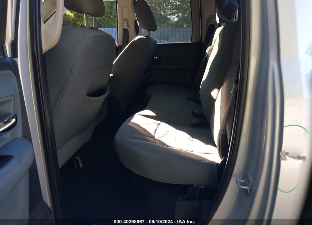 2013 RAM 1500 SLT VIN: 1C6RR7GT2DS535404