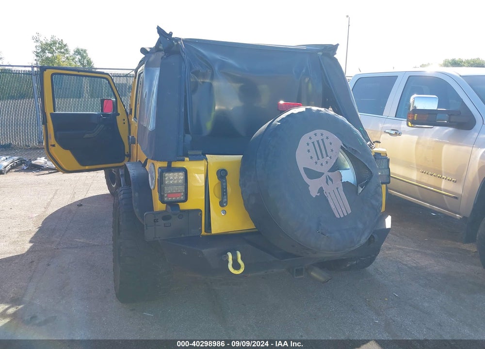 2015 JEEP WRANGLER UNLIMITED SPORT VIN: 1C4BJWDG2FL565311