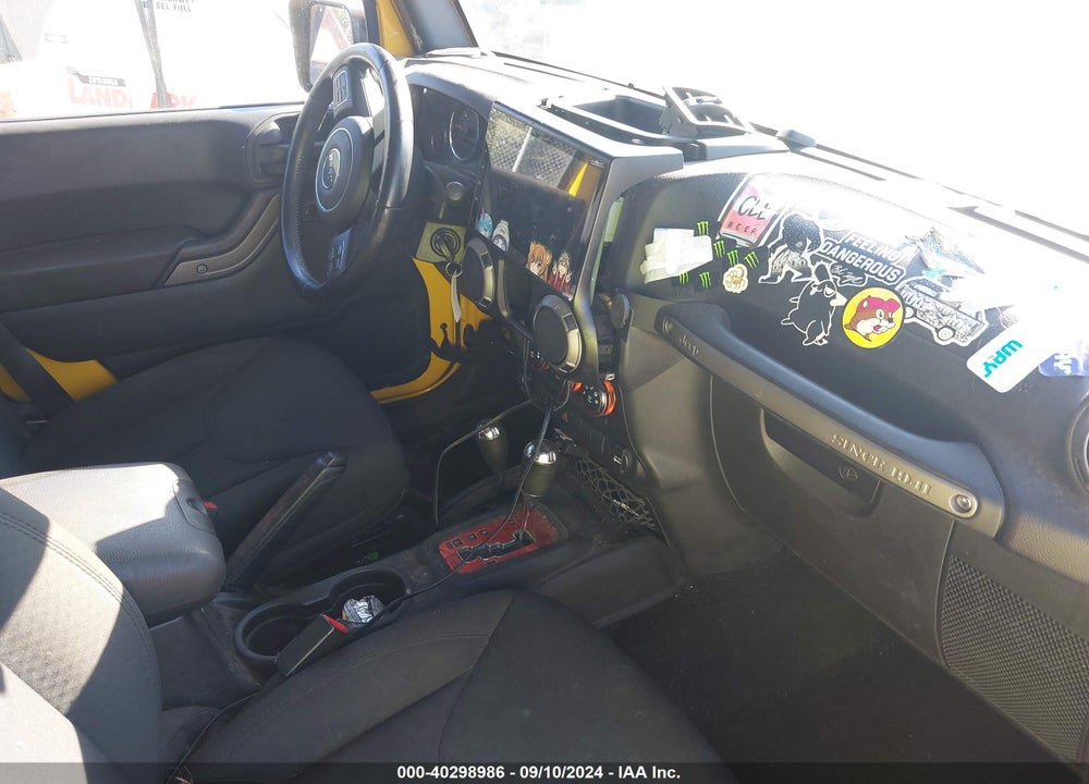 2015 JEEP WRANGLER UNLIMITED SPORT VIN: 1C4BJWDG2FL565311