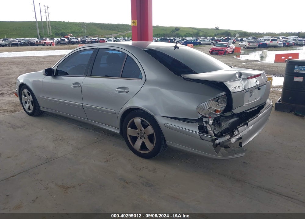 2003 MERCEDES-BENZ E 320 VIN: WDBUF65J33A245392