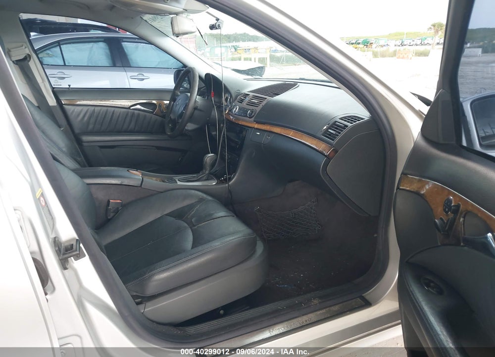 2003 MERCEDES-BENZ E 320 VIN: WDBUF65J33A245392
