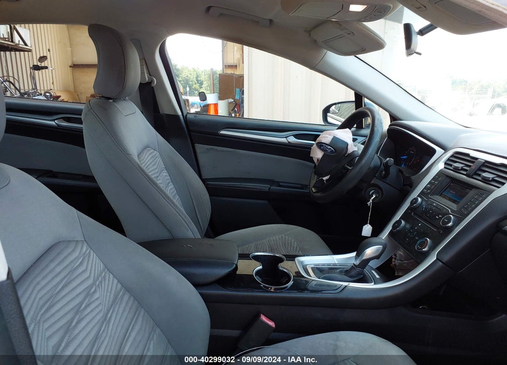 2016 FORD FUSION S VIN: 3FA6P0G7XGR398200
