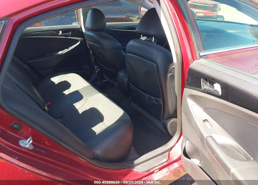 2014 HYUNDAI SONATA SE VIN: 5NPEC4AC3EH888864