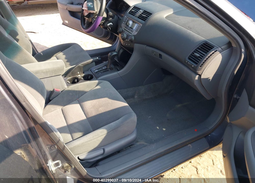 2007 HONDA ACCORD 2.4 LX VIN: 1HGCM56407A228417