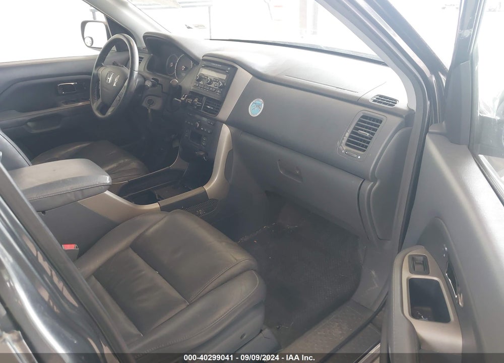 2006 HONDA PILOT EX-L VIN: 5FNYF28516B042359