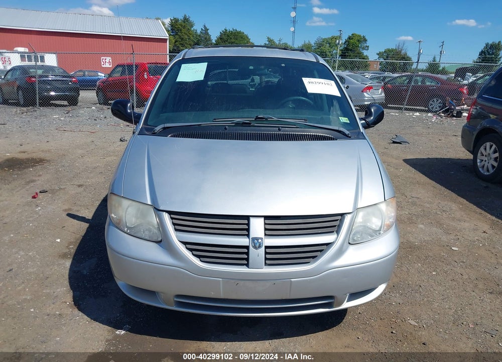 2005 DODGE GRAND CARAVAN SE VIN: 1D4GP24RX5B102743