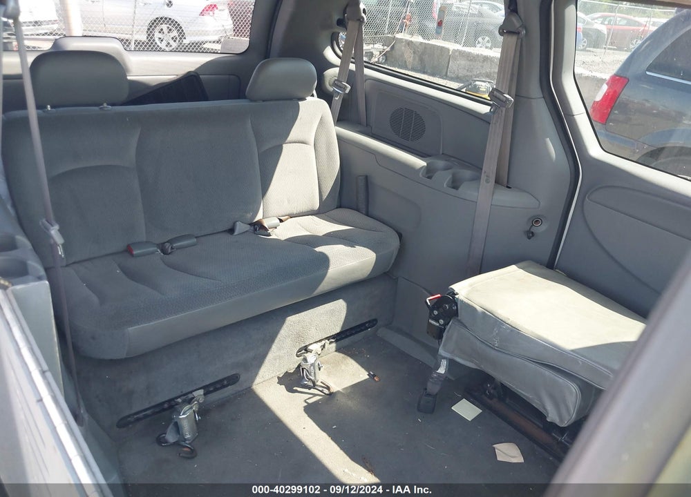 2005 DODGE GRAND CARAVAN SE VIN: 1D4GP24RX5B102743