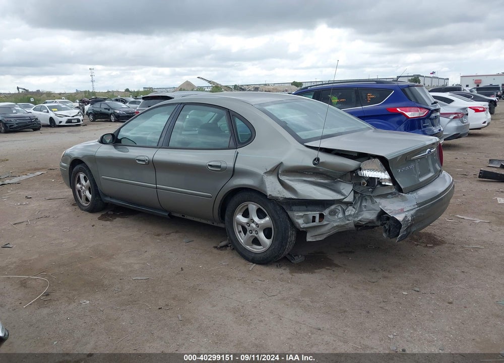2003 FORD TAURUS SES VIN: 1FAFP55213A276561