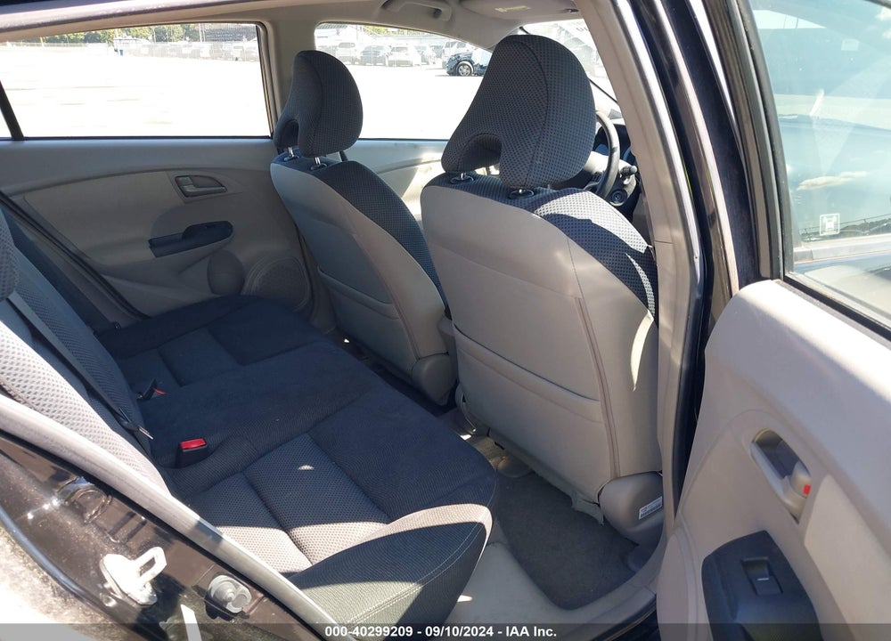 2011 HONDA INSIGHT EX VIN: JHMZE2H70BS011883